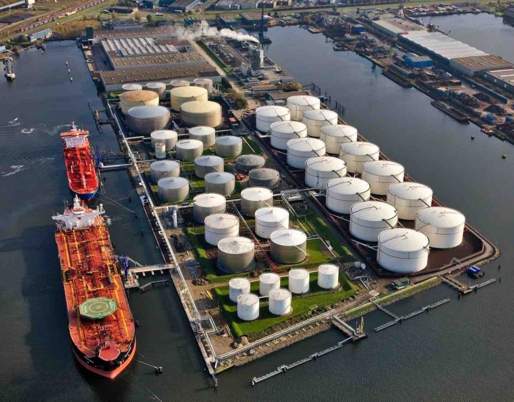 The Future of Bulk Liquid Storage: Trends Shaping the Global Energy Industry